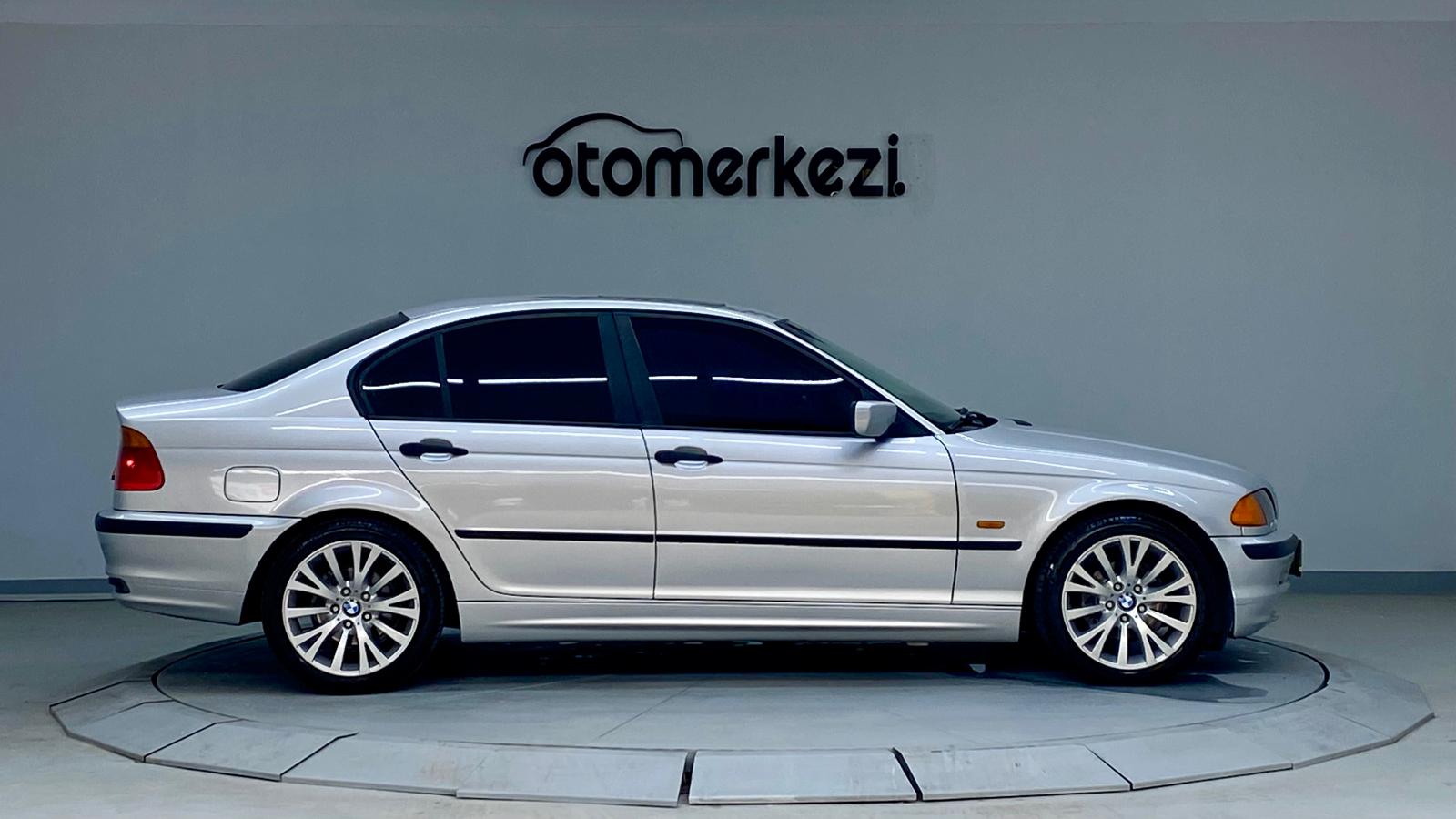 BMW 318i 20